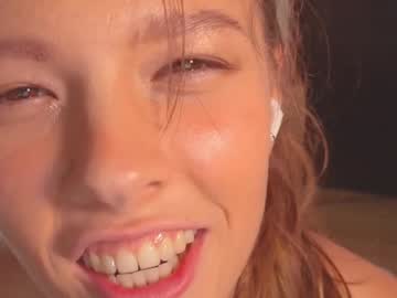 _demi_dee_