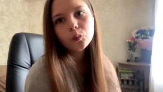 kitty_shy89