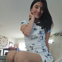 Skinnychinamilf