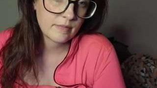 bustyhousewife