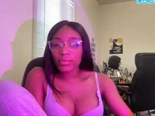 lovely-aaliyah