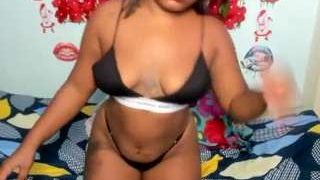rihanahot33