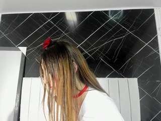 shirleyhot